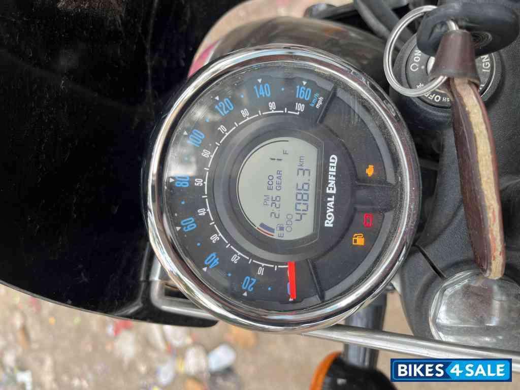 Royal Enfield Meteor 350 Stellar