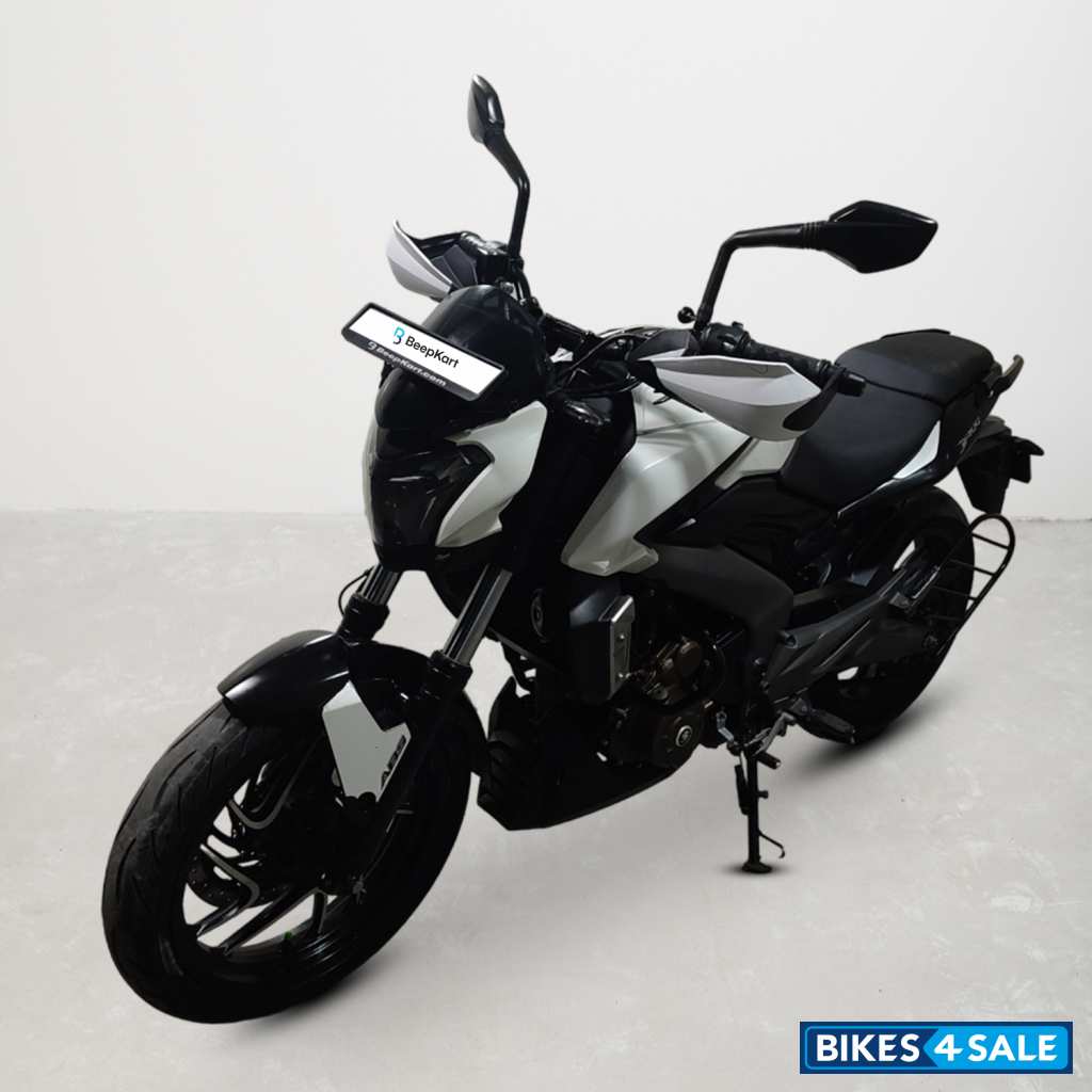 Bajaj Dominar 400