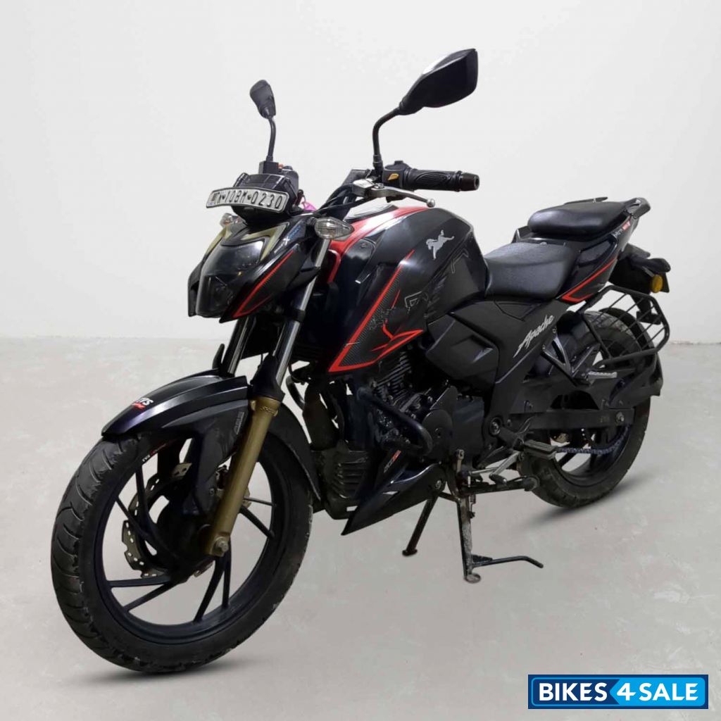 TVS Apache RTR 200 4V