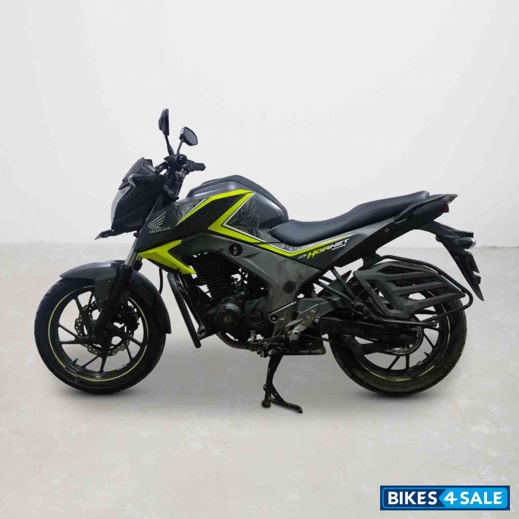 Honda CB Hornet 160R Honda CB Hornet 160R