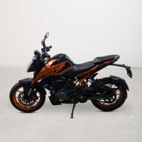 KTM Duke 200