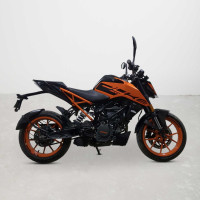 KTM Duke 200
