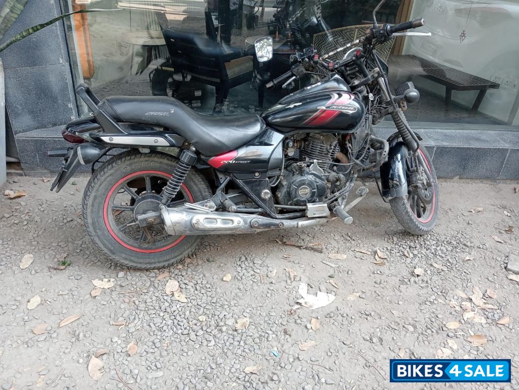 Bajaj Avenger Street 220