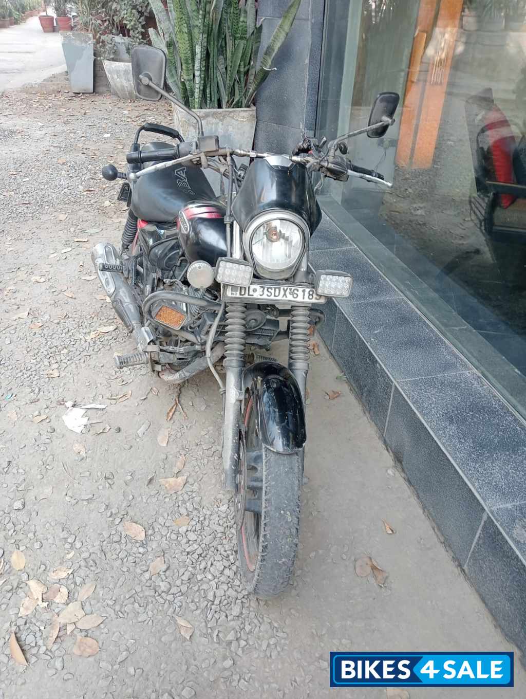 Bajaj Avenger Street 220