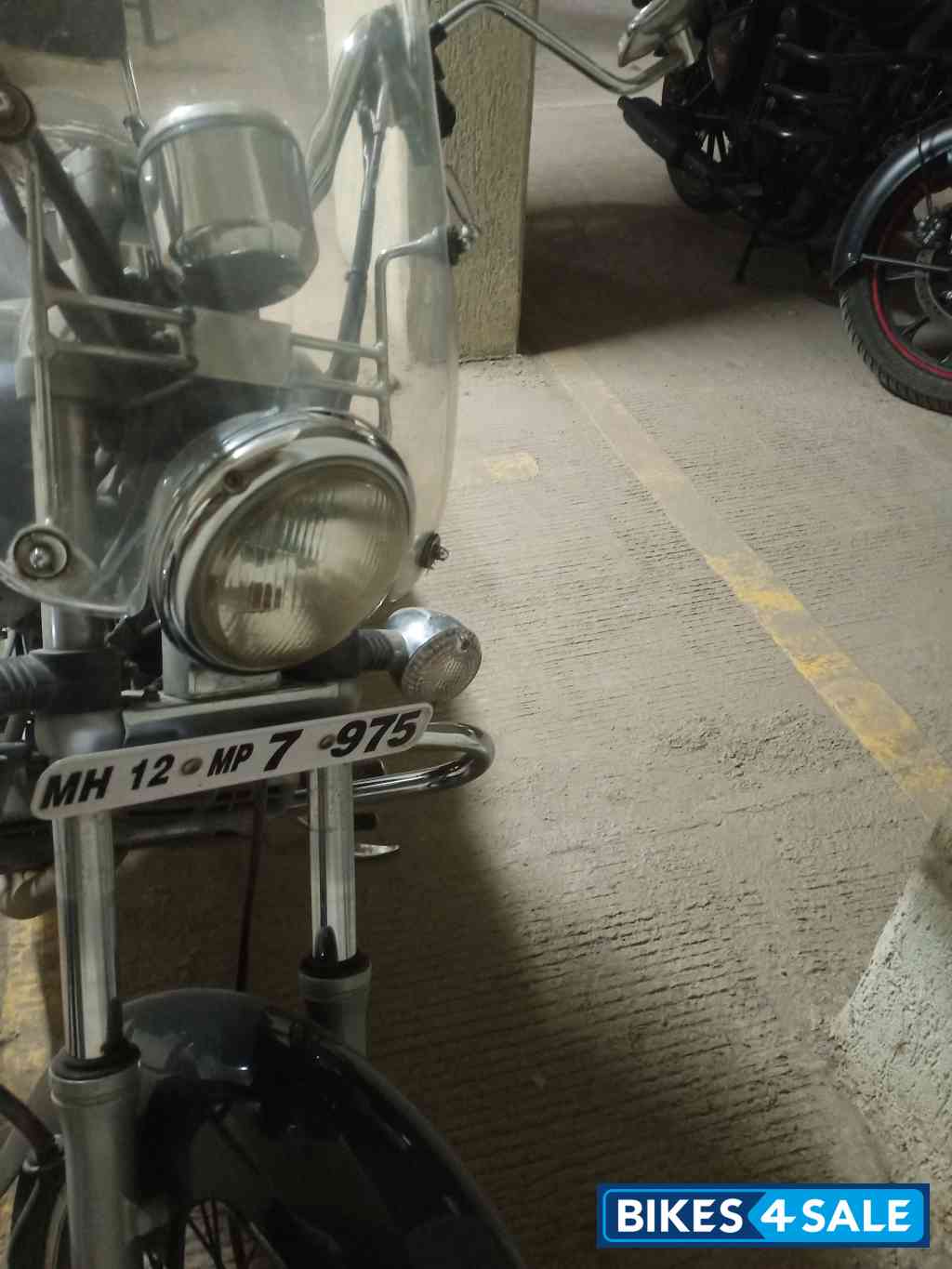 Bajaj Avenger Cruise 220