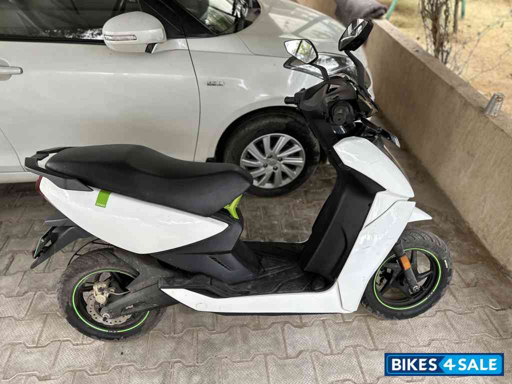 White Ather 450 Plus