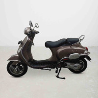 Vespa Elegante
