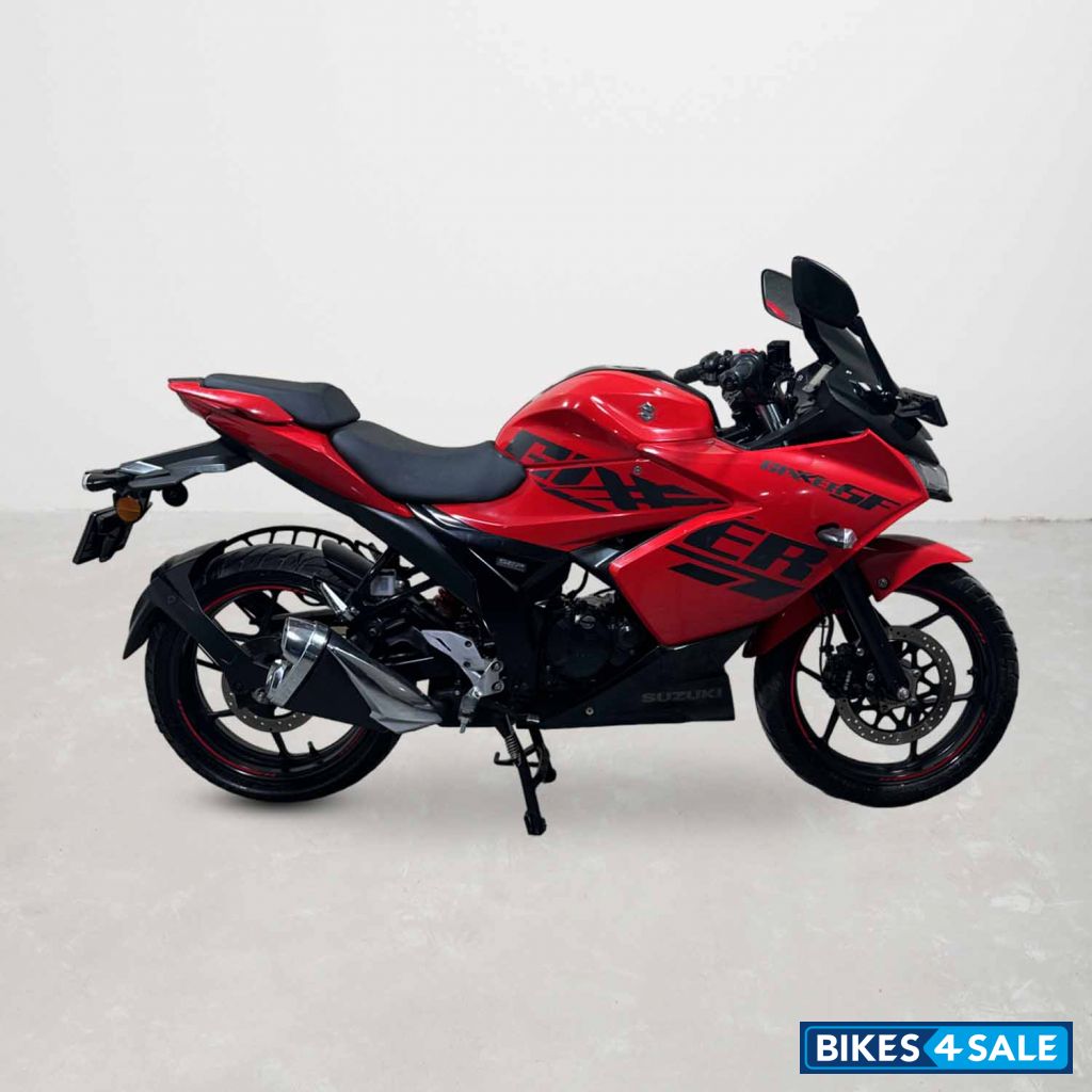 Suzuki Gixxer SF