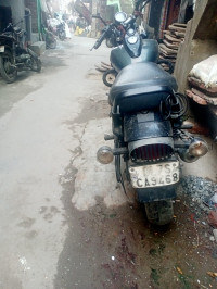 Matt Green Bajaj Avenger Street 220