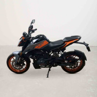 KTM Duke 200
