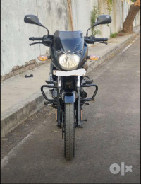 Bajaj Pulsar 125 Neon Disc Single Seat 2021 Model