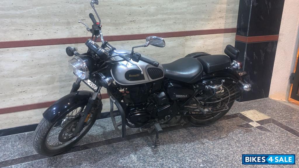 Benelli Imperiale 400