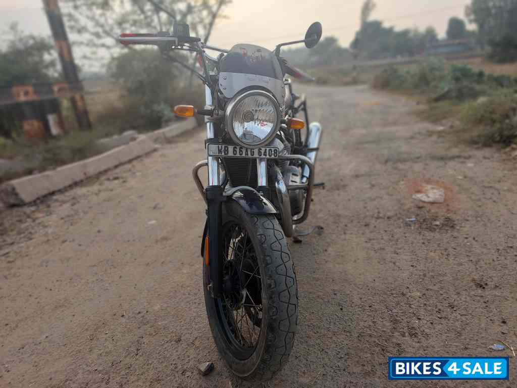 Red Black Royal Enfield Interceptor 650 Twin