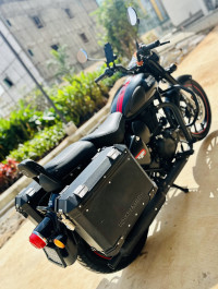 Black Royal Enfield Classic 350 Dual Channel BS6