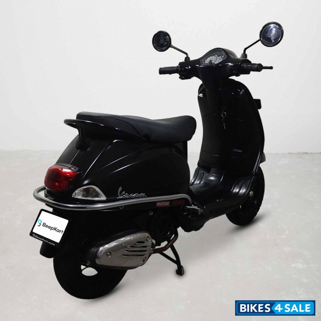 Vespa LX 125