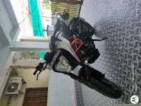 KTM Duke 125