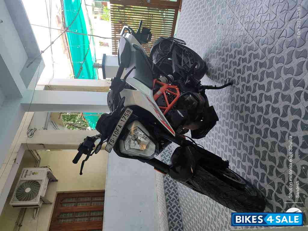 KTM Duke 125