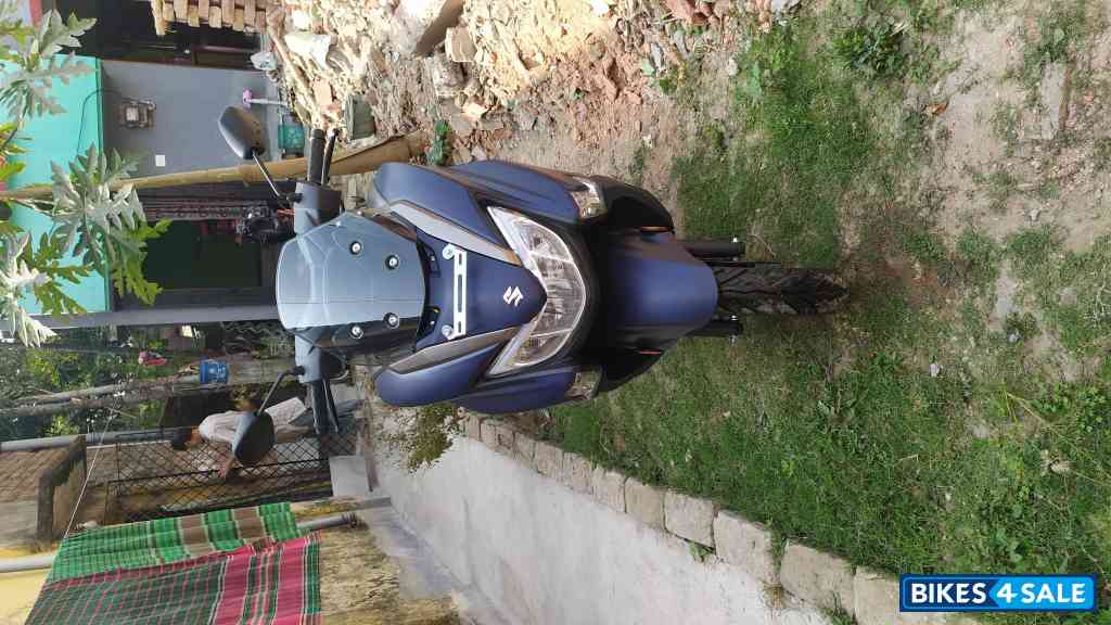 Suzuki Burgman Street Ride Connect Edition