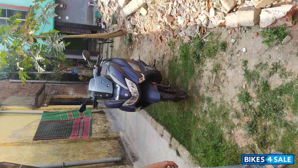 Suzuki Burgman Street Ride Connect Edition