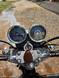 Royal Enfield Thunderbird 350