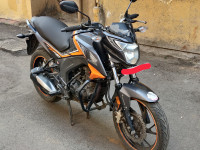 Orange & Matt Black Honda CB Hornet 160R