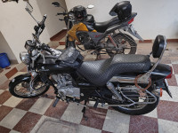 Bajaj Avenger 220 DTS-i