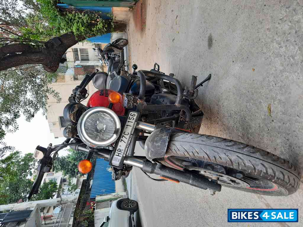 Red Royal Enfield Meteor 350