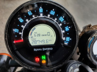 Red Royal Enfield Meteor 350