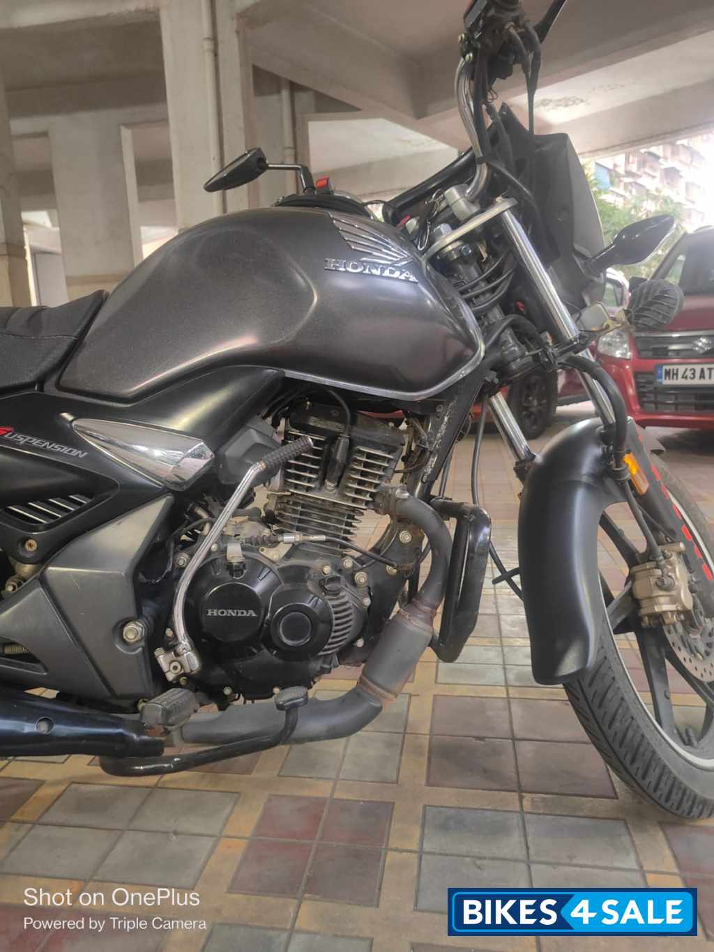 Grey Honda Unicorn 160 BS6