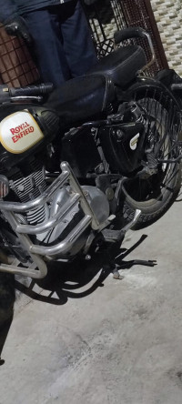 Black Royal Enfield Classic 350