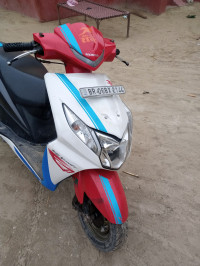 White Honda Dio