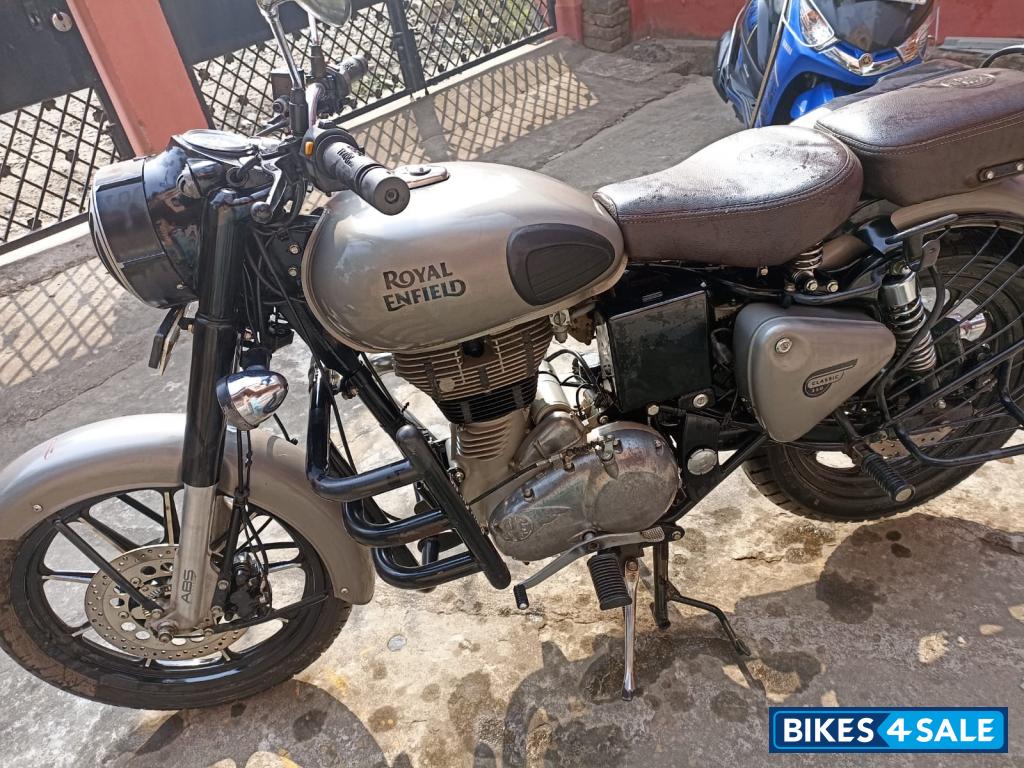 Royal Enfield Classic 350