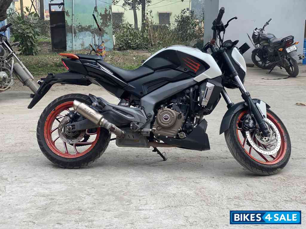 Bajaj Dominar 400