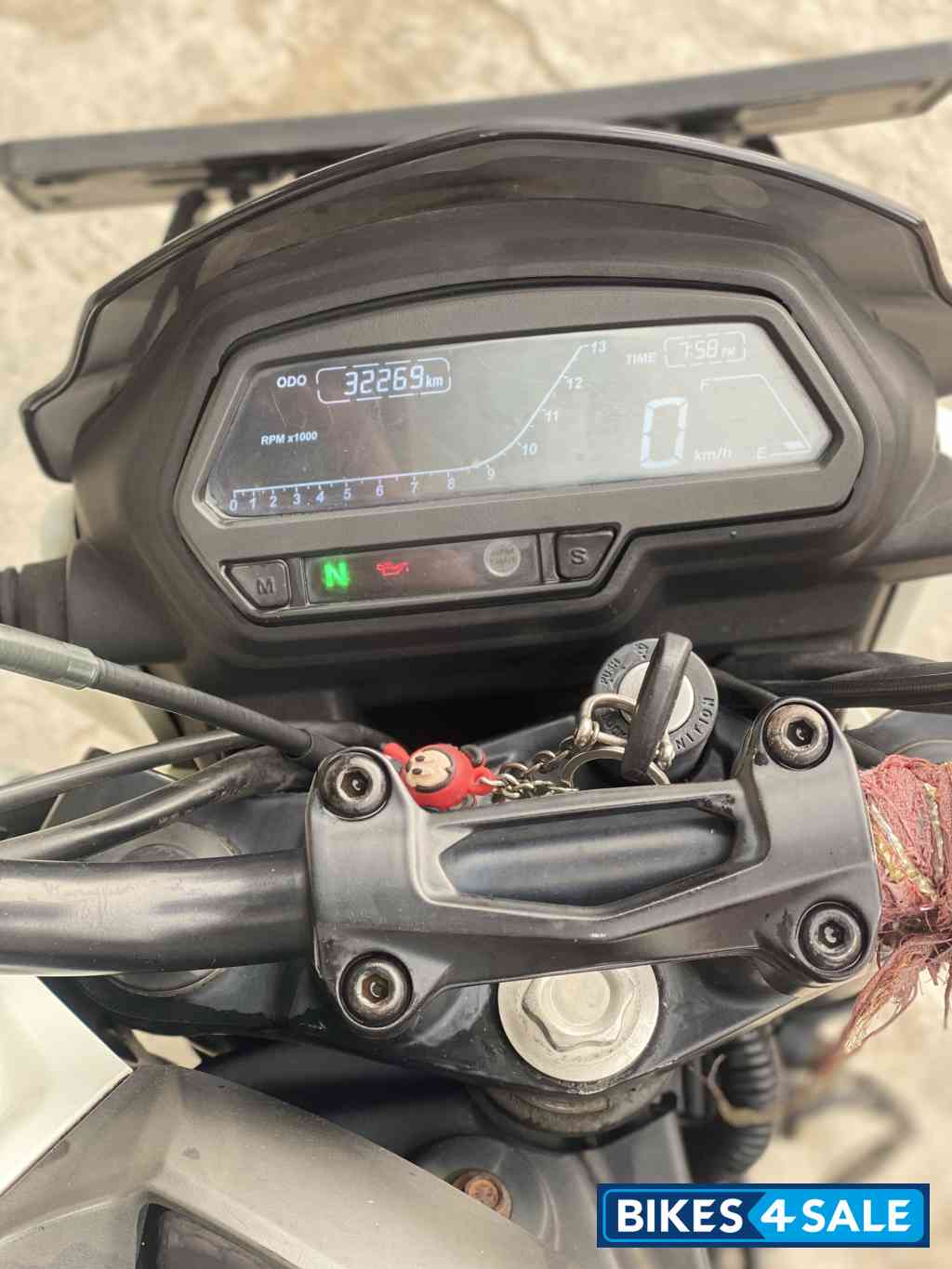 Bajaj Dominar 400