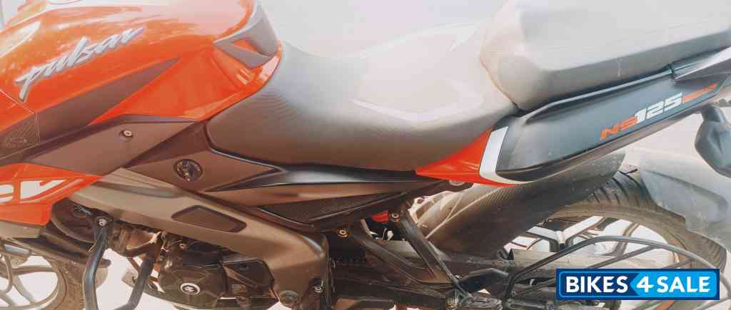 Bajaj Pulsar NS 125