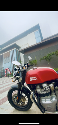 Rocking Red Royal Enfield Continental GT 650