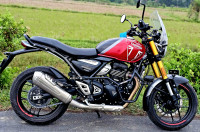 Red Triumph Speed 400