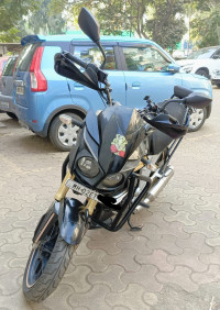 Mahindra Mojo XT 300 2017 Model