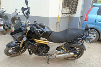 Black Mahindra Mojo XT 300