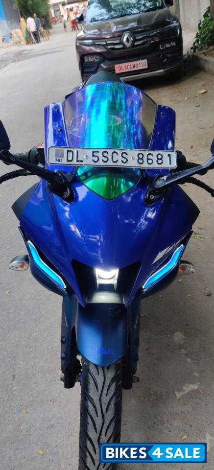 Racing Blue Yamaha R15 V4 Racing Blue Yamaha R15 V4