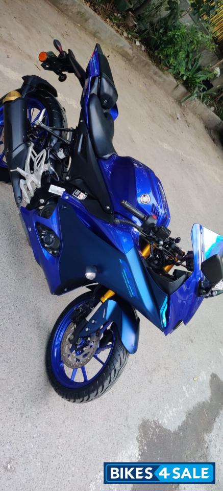Racing Blue Yamaha R15 V4 Racing Blue Yamaha R15 V4