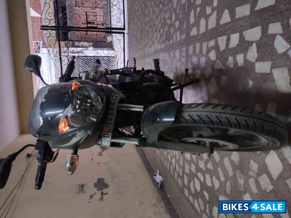 Black Bajaj Pulsar 150 DTSi