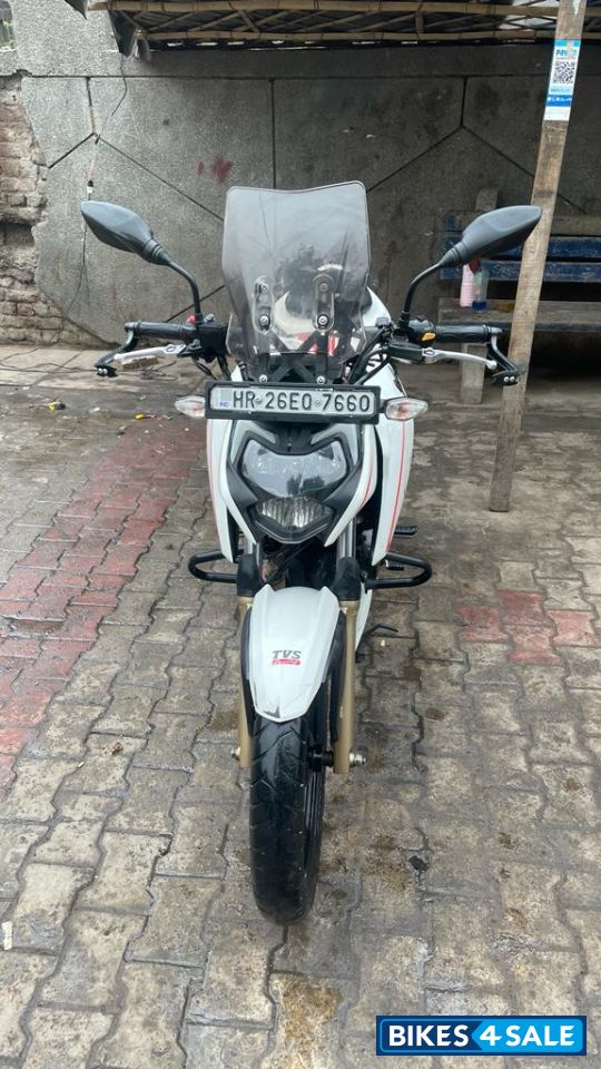 TVS Apache RTR 200 4V ABS