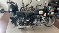 Black Royal Enfield Classic 350 BS VI
