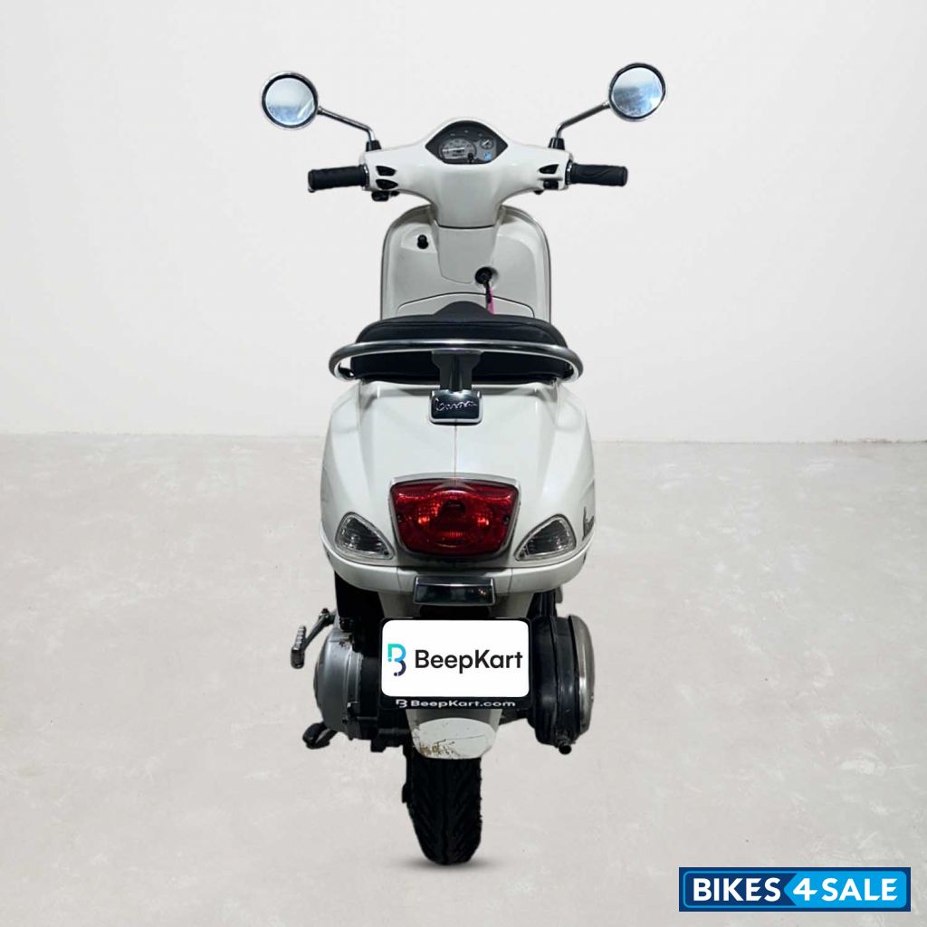 Vespa LX 125