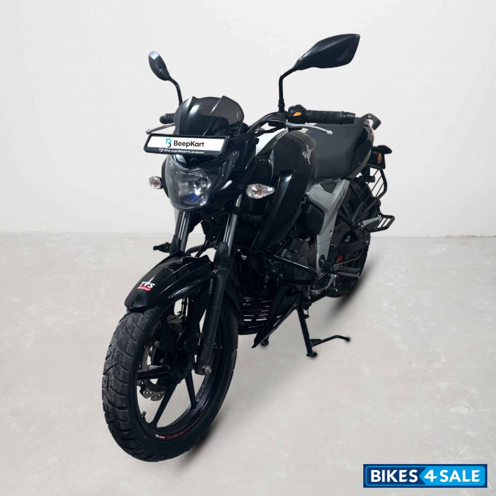 TVS Apache RTR 160 4V