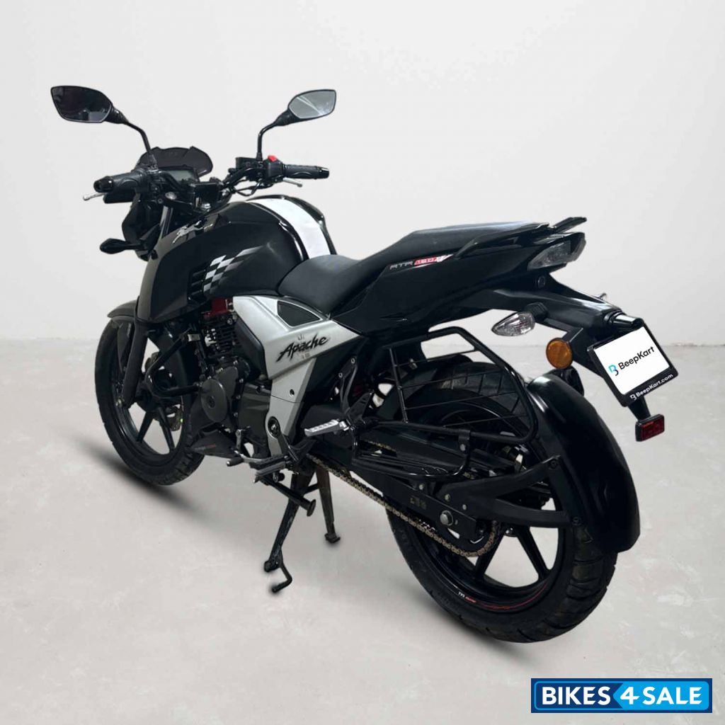 TVS Apache RTR 160 4V