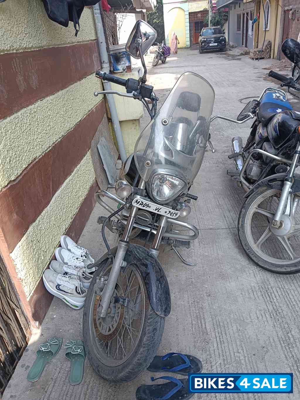 Bajaj Avenger Cruise 220