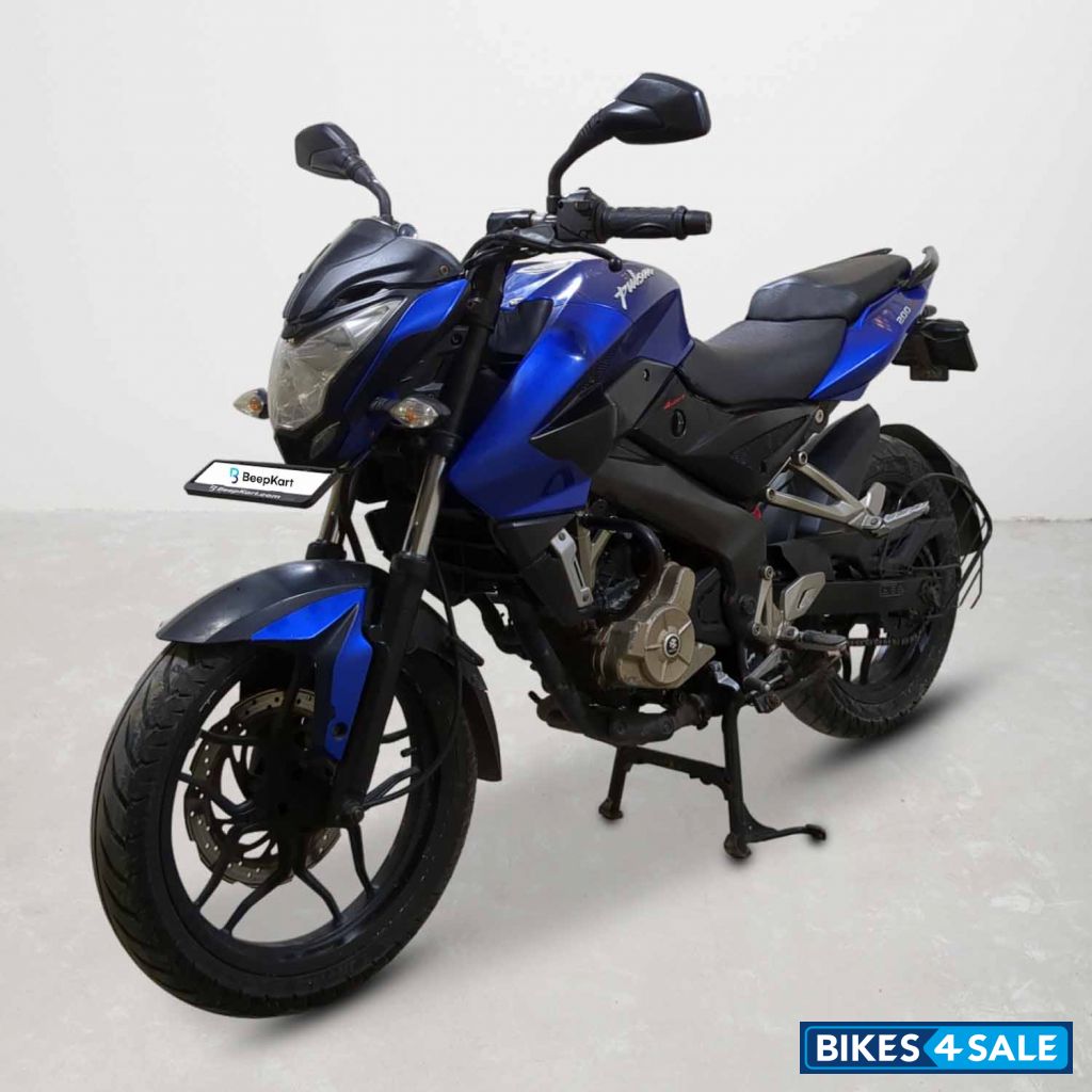 Bajaj Pulsar NS200