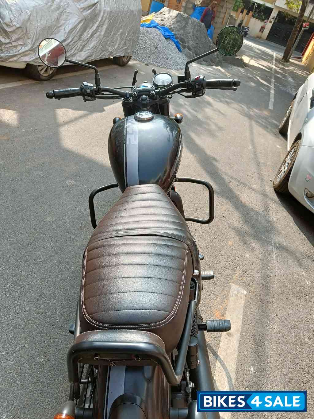 Jawa 42 Dual Channel ABS AllStar Black